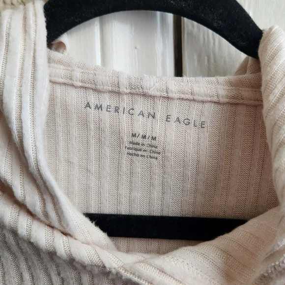 American Eagle- Rib Long Sleeve Tee - Picture 5 of 6